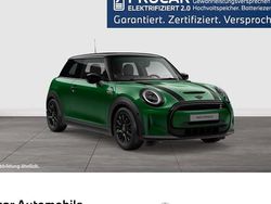 Grün Gebraucht 2022 Mini Cooper SE Classic Kleinwagen | 20.870 € (Etwas zu teuer)