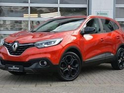 Rot Gebraucht 2016 Renault Kadjar Crossborder SUV | 11.500 € (Fairer Preis)