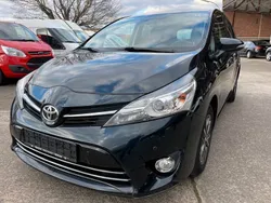 Blau Gebraucht 2014 Toyota Verso Comfort Van / Kleinbus | 8.199 € (Fairer Preis)