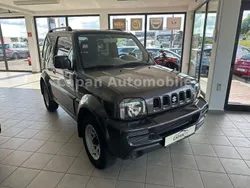 Grau Gebraucht 2010 Suzuki Jimny Club SUV | 10.900 € (Superpreis)