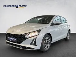 Grau Neu 2024 Hyundai i20 Trend Kleinwagen | 23.890 € (Etwas zu teuer)