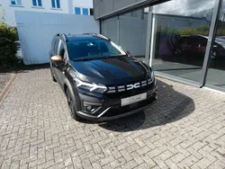 Schwarz Gebraucht 2023 Dacia Jogger Extreme Kombi | 20.900 € (Fairer Preis)