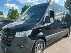 Schwarz Gebraucht 2020 Mercedes Sprinter Van | 19.174 €