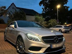 Silber Gebraucht 2016 Mercedes CLS350 AMG line Coupé | 29.990 € (Etwas zu teuer)