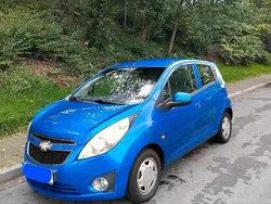 Blau Gebraucht 2011 Chevrolet Spark Kleinwagen | 2.350 € (Fairer Preis)