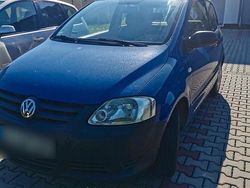 Blau Gebraucht 2008 VW Fox Kleinwagen | 1.250 € (Fairer Preis)