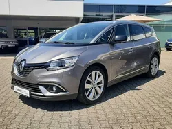 Grau Gebraucht 2021 Renault Scénic IV LIMITED Deluxe Van / Kleinbus | 12.940 € (Fairer Preis)