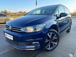 Blau Gebraucht 2024 VW Touran Comfortline Van / Kleinbus | 27.499 € (Guter Preis)