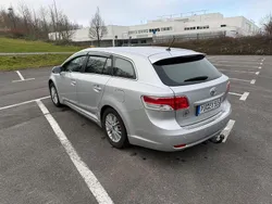 Silber Gebraucht 2009 Toyota Avensis Executive Kombi | 11.990 €