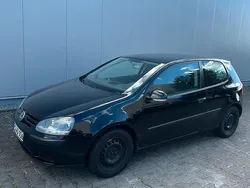 Schwarz Gebraucht 2003 VW Golf IV Coupé | 1.950 € (Etwas zu teuer)