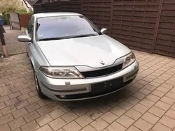 Silber Gebraucht 2003 Renault Laguna II Initiale Limousine | 4.500 €
