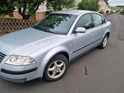 Silber Gebraucht 2001 VW Passat Limousine | 1.100 € (Fairer Preis)