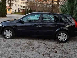 Schwarz Gebraucht 2005 Renault Mégane II Kombi | 1.220 €