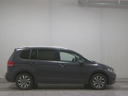 Grau Gebraucht 2021 VW Touran Active Van / Kleinbus | 18.480 € (Superpreis)