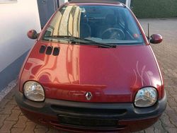 Rot Gebraucht 2006 Renault Twingo Kleinwagen | 1.380 €