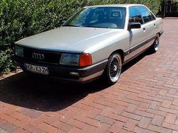 Silber Gebraucht 1988 Audi 100 Performance Limousine | 3.300 €