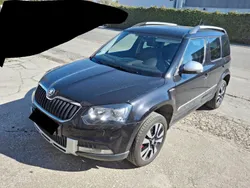 Schwarz Gebraucht 2015 Skoda Yeti LAURIN & KLEMENT SUV | 16.999 € (Fairer Preis)