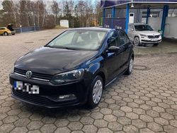 Schwarz Gebraucht 2014 VW Polo Limousine | 5.200 €