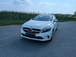 Weiß Gebraucht 2017 Mercedes A180 Limousine | 13.700 € (Fairer Preis)