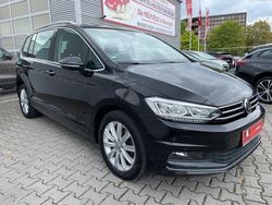 Schwarz Gebraucht 2018 VW Touran Highline Van / Kleinbus | 28.900 €