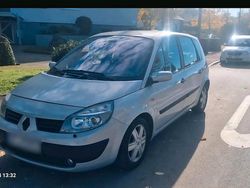 Grau Gebraucht 2003 Renault Mégane GrandTour Kombi | 1.600 €