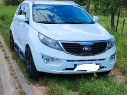 Weiß Gebraucht 2013 Kia Sportage FIFA World Cup Edition SUV | 9.000 € (Fairer Preis)