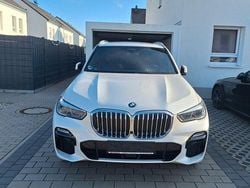 Weiß Gebraucht 2019 BMW X5 M Sport SUV | 46.600 € (Etwas zu teuer)