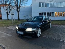 Schwarz Gebraucht 2004 BMW 320 Limousine | 1.950 € (Superpreis)