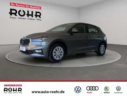 Graphitegraumetallic Gebraucht 2025 Skoda Fabia Selection Kleinwagen | 20.590 € (Superpreis)