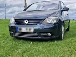 Blau Gebraucht 2005 VW Golf V Comfortline Limousine | 2.899 € (Fairer Preis)
