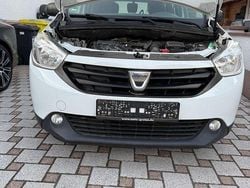 Weiß Gebraucht 2016 Dacia Lodgy Comfort Van / Kleinbus | 4.700 € (Superpreis)
