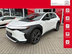 Platinumweiß perleffekt Gebraucht 2024 Toyota bZ4X Lounge SUV | 39.250 € (Etwas zu teuer)