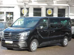 Schwarz Gebraucht 2024 Renault Trafic Van | 35.450 €