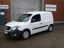 Weiß Gebraucht 2018 Mercedes Citan 109 Van / Kleinbus | 8.999 € (Fairer Preis)