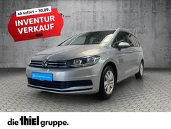 Silber Gebraucht 2024 VW Touran Comfortline Van / Kleinbus | 32.440 € (Fairer Preis)