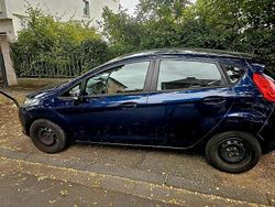 Blau Gebraucht 2010 Ford Fiesta Kleinwagen | 2.700 € (Guter Preis)