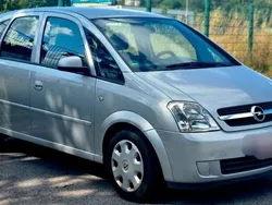 Silber Gebraucht 2005 Opel Meriva S Van / Kleinbus | 1.950 € (Fairer Preis)