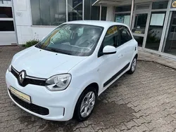 Weiß Gebraucht 2021 Renault Twingo LIMITED Kleinwagen | 10.950 € (Fairer Preis)
