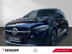 Weiß Gebraucht 2025 Mercedes B200 Progressive Van / Kleinbus | 36.480 € (Teuer)