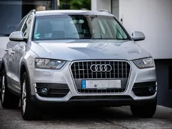 Silber Gebraucht 2011 Audi Q3 Sport SUV | 15.999 € (Etwas zu teuer)