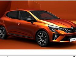 Orange Neu 2025 Renault Clio V Techno Limousine | 19.498 € (Fairer Preis)