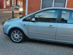 Silber Gebraucht 2004 Ford C-MAX Ghia Van / Kleinbus | 999 € (Fairer Preis)