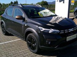 Perlmuttschwarz Neu 2025 Dacia Sandero Extreme Kleinwagen | 19.590 €