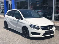 Weiß Gebraucht 2015 Mercedes B180 AMG line Van / Kleinbus | 13.999 € (Fairer Preis)