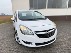 Weiß Gebraucht 2015 Opel Meriva Style Van / Kleinbus | 3.999 € (Superpreis)