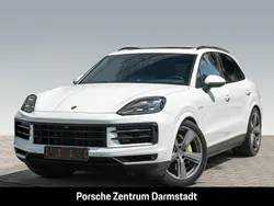 Weiß weiß Gebraucht 2024 Porsche Cayenne SUV | 98.400 €