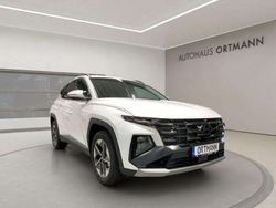 Serenity white / mic Gebraucht 2024 Hyundai Tucson Trend SUV | 38.990 € (Teuer)