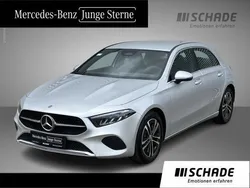 Silber Gebraucht 2024 Mercedes A200 Progressive Limousine | 28.450 € (Guter Preis)