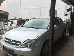 Silber Gebraucht 2003 Opel Vectra Limousine | 500 € (Superpreis)