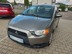 Grau Gebraucht 2009 Mitsubishi Colt Invite Limousine | 2.950 € (Fairer Preis)